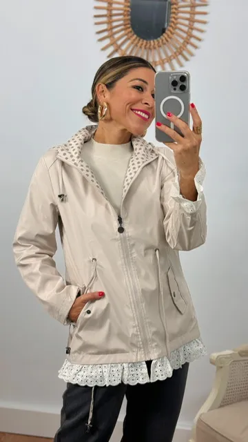 Parka Chubasquero reversible beige